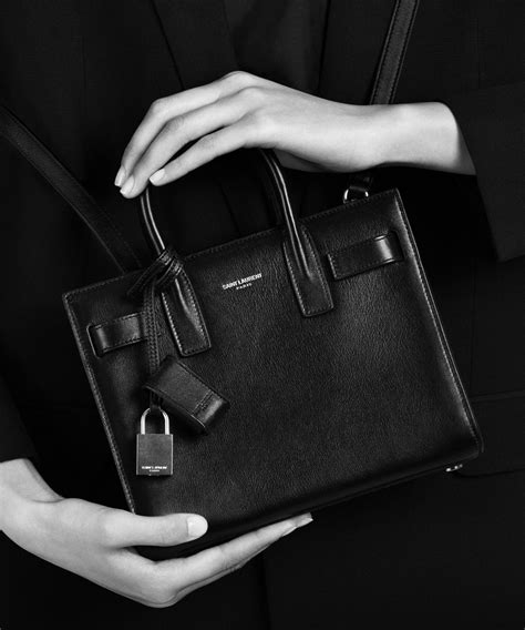 borsa sac de jour ysl|saint laurent sac de jour.